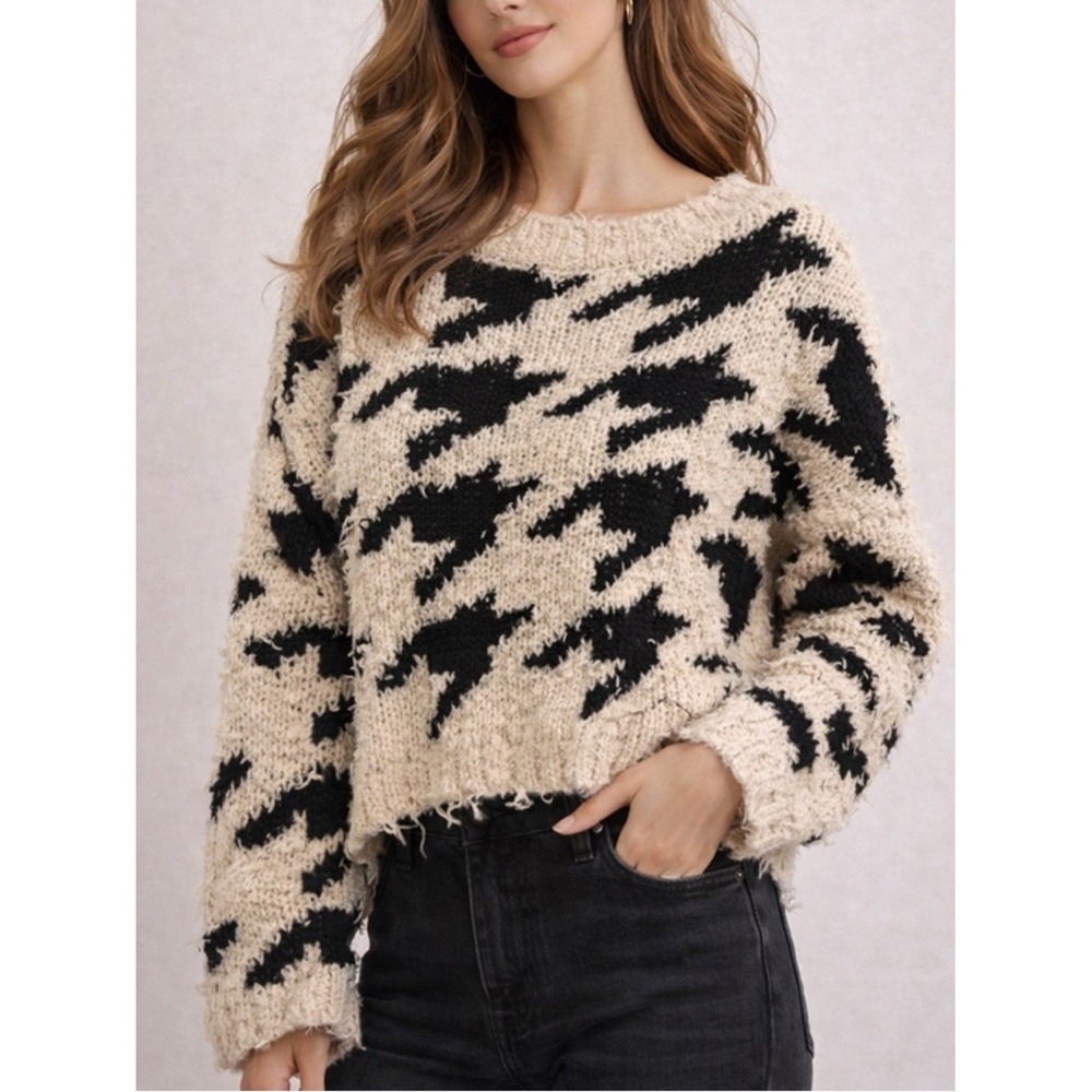 Storia Distressed Houndstooth Cropped Sweater S Cream Black Chunky Shaggy Knit‎